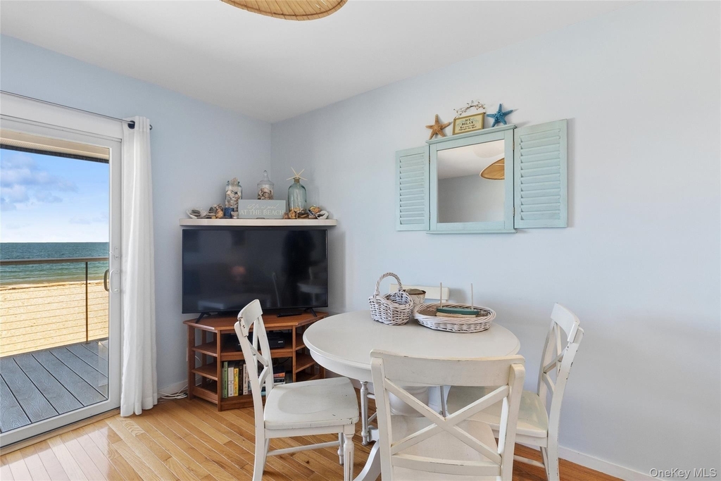 16 Navy Road - Photo 5