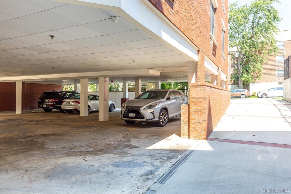 55 S Middle Neck Road - Photo 6