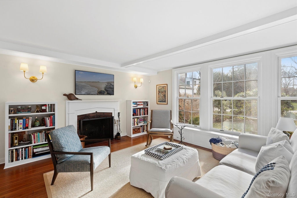 393 Hill Street - Photo 1