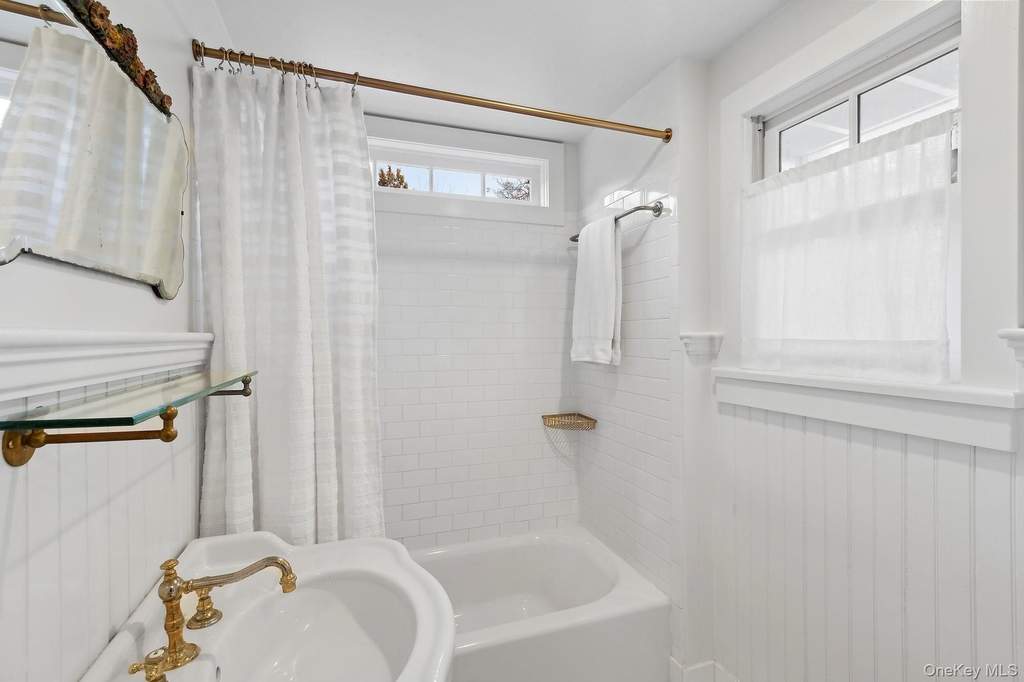 393 Hill Street - Photo 7