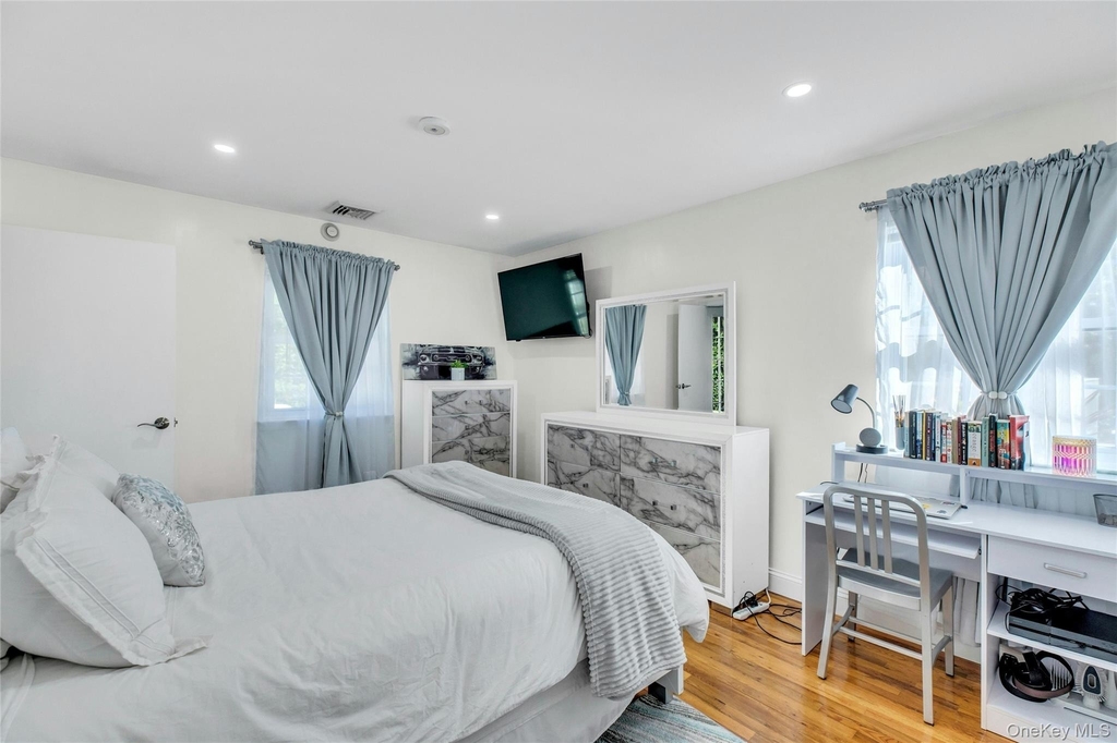 35 Grant Boulevard - Photo 12