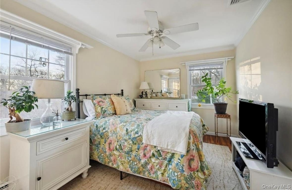 23 N Westbury Road - Photo 10