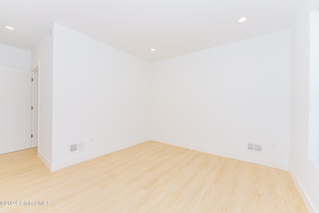 1133 Loudon Road - Photo 16