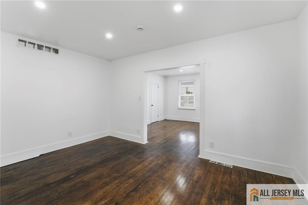 29 Grant Street - Photo 4