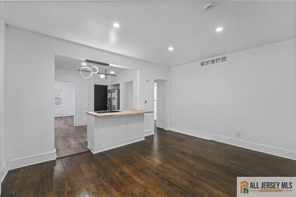 29 Grant Street - Photo 3