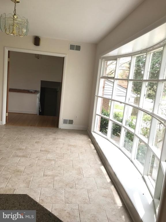 6218 Nelway Drive - Photo 4