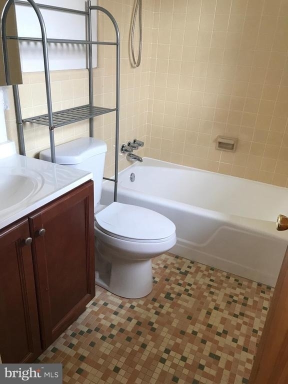 6218 Nelway Drive - Photo 18