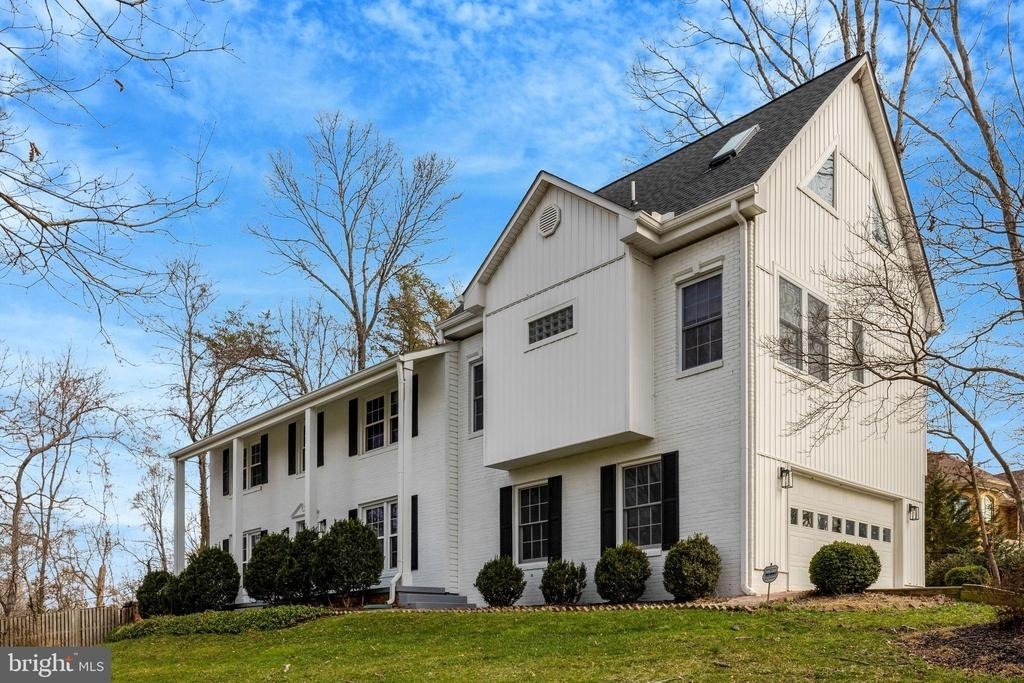 1108 Bellview Road - Photo 2