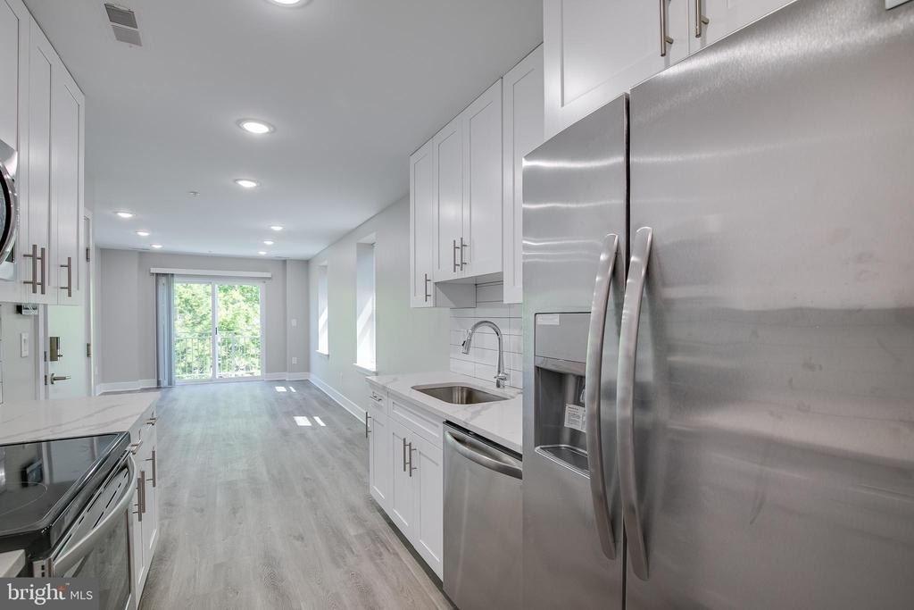 2015 N College Avenue - Photo 21