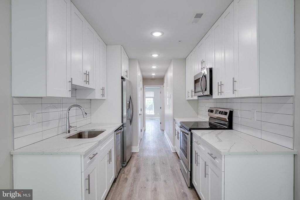 2015 N College Avenue - Photo 20