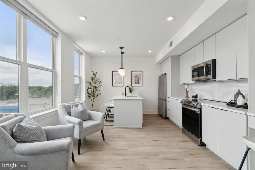 139 W Chelten Avenue - Photo 8