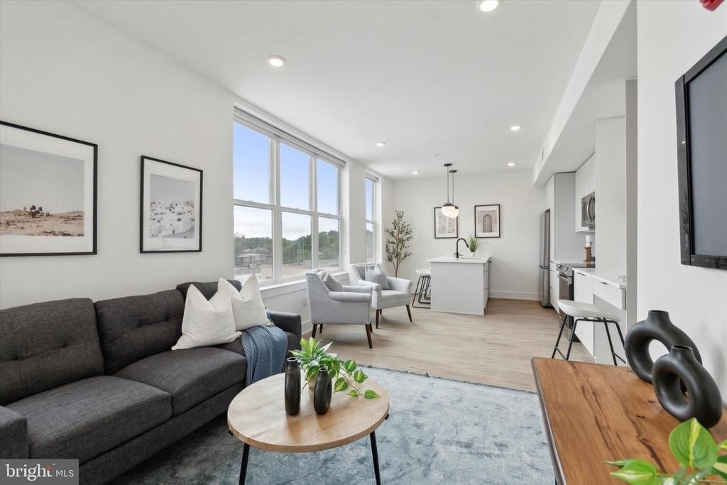 139 W Chelten Avenue - Photo 0
