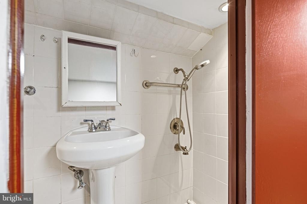 1320 Mifflin Street - Photo 14