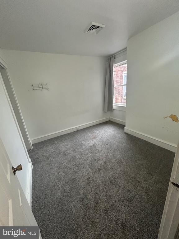 30 Amboy Avenue - Photo 16