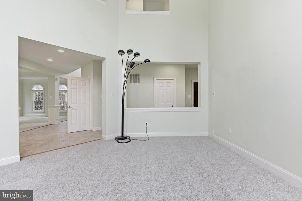 2928 Marlow Farm Terrace - Photo 2