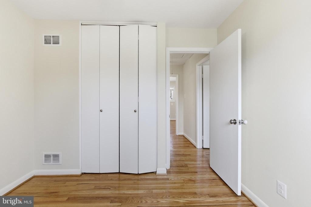 11100 Markwood Drive - Photo 9