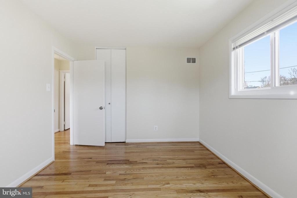 11100 Markwood Drive - Photo 7