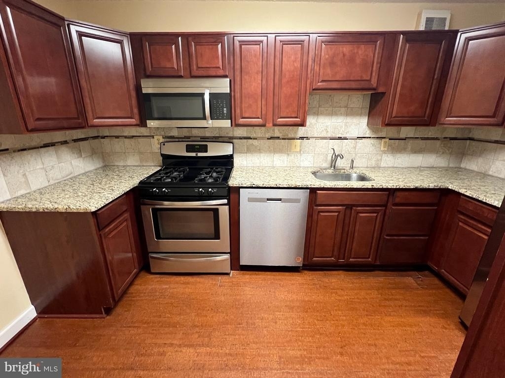 11801 Rockville Pik - Photo 2
