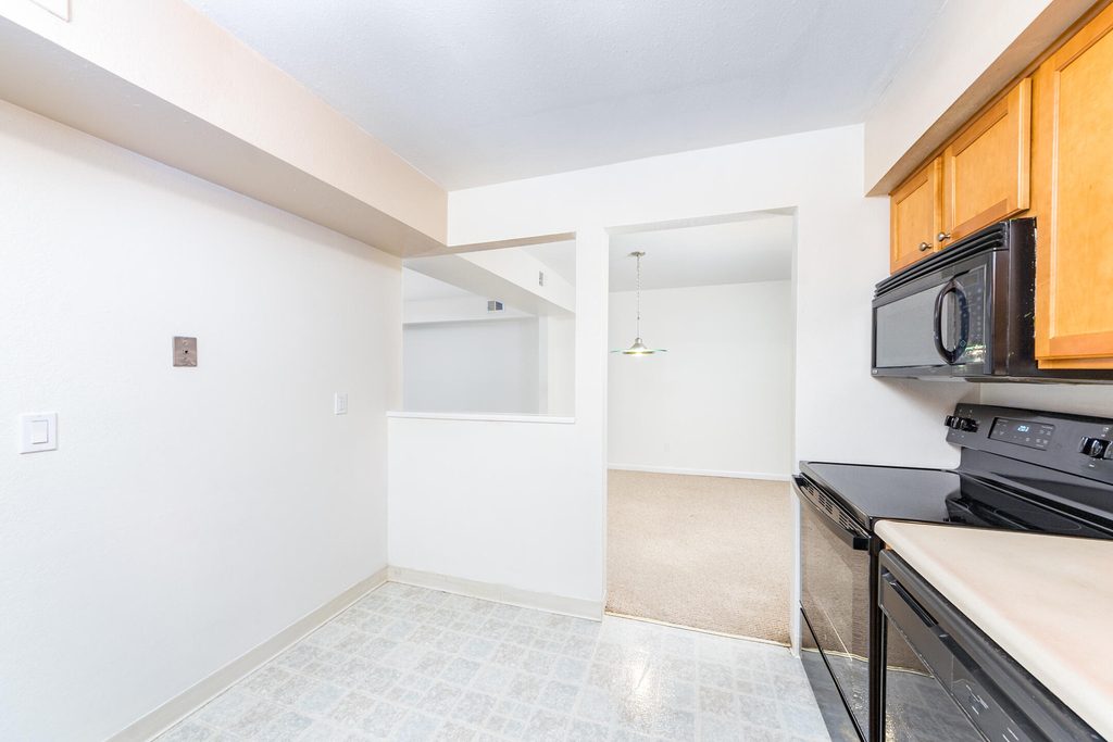 19130 Northridge Road - Photo 8