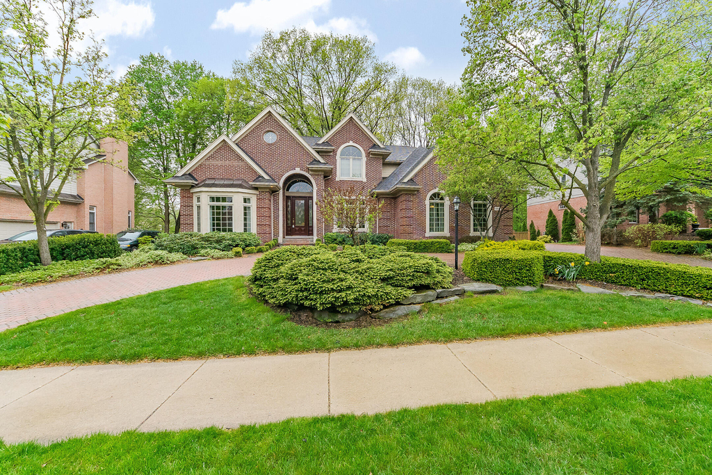 16646 Brooklane Boulevard - Photo 0