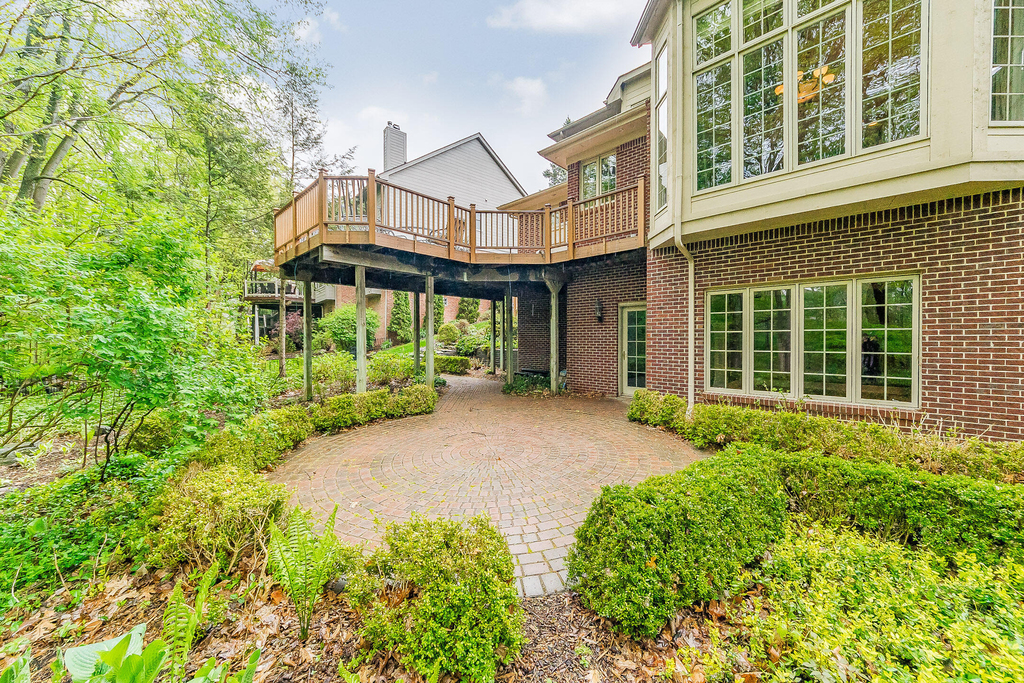 16646 Brooklane Boulevard - Photo 37