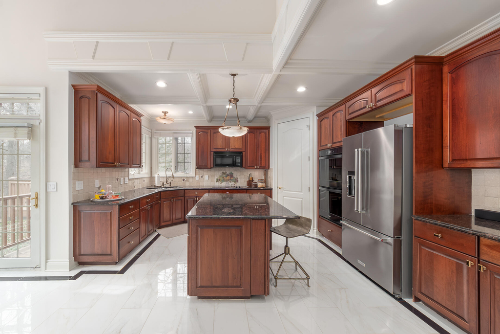 16646 Brooklane Boulevard - Photo 12