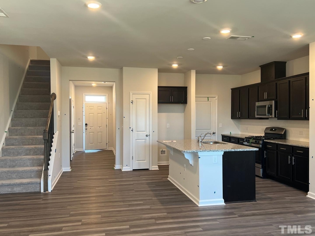 2143 Caen Street - Photo 3