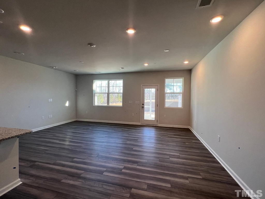 2143 Caen Street - Photo 4