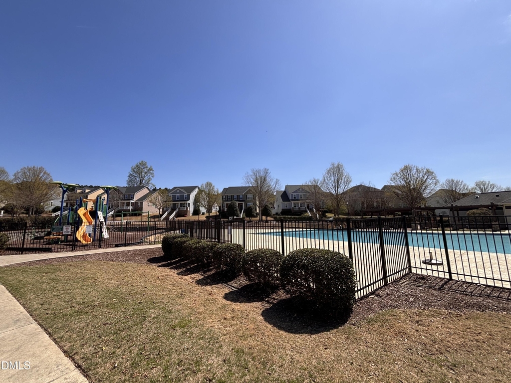 512 Austin View Boulevard - Photo 22