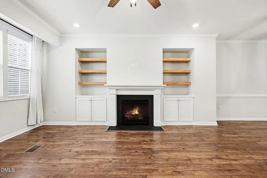 512 Austin View Boulevard - Photo 11