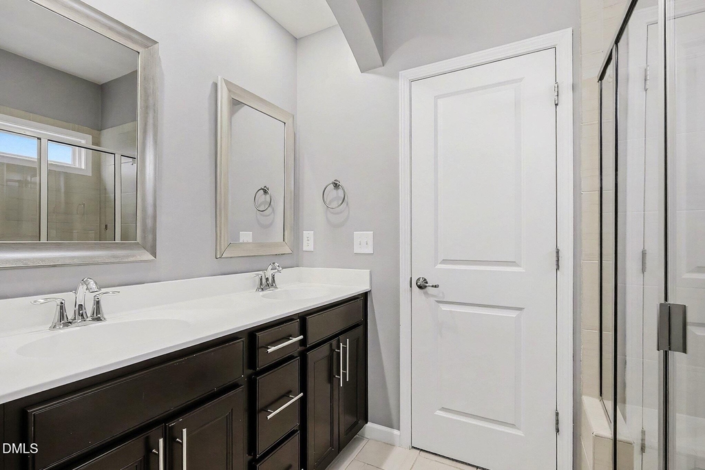 512 Austin View Boulevard - Photo 15