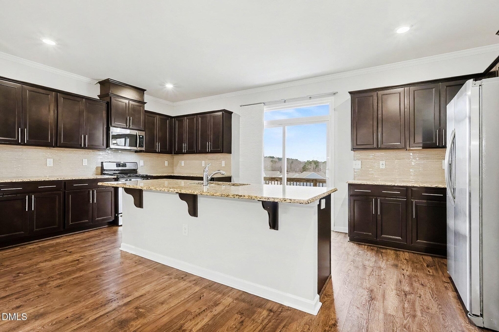 512 Austin View Boulevard - Photo 6