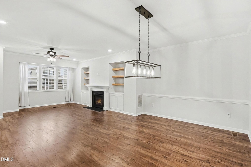 512 Austin View Boulevard - Photo 9