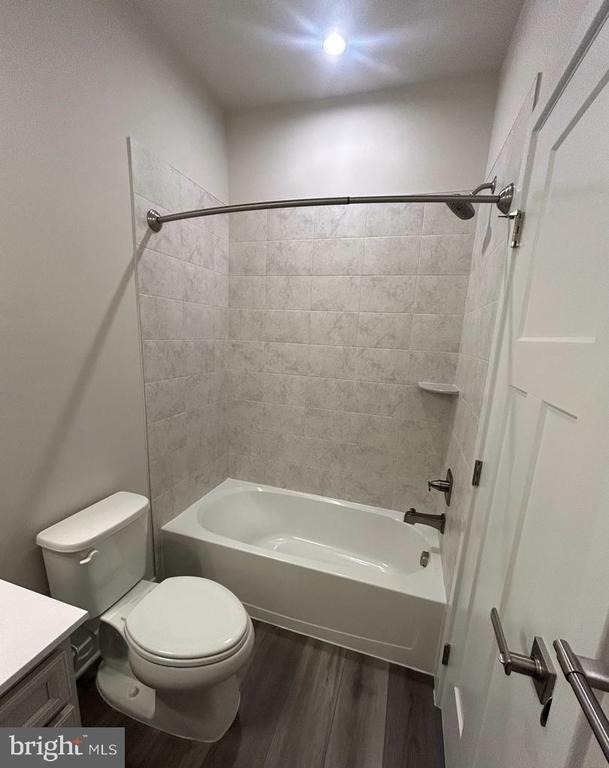 168 Bethlehem Pl - Photo 2