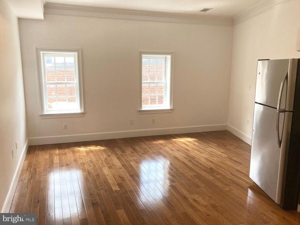 1426 Wisconsin Avenue Nw - Photo 3
