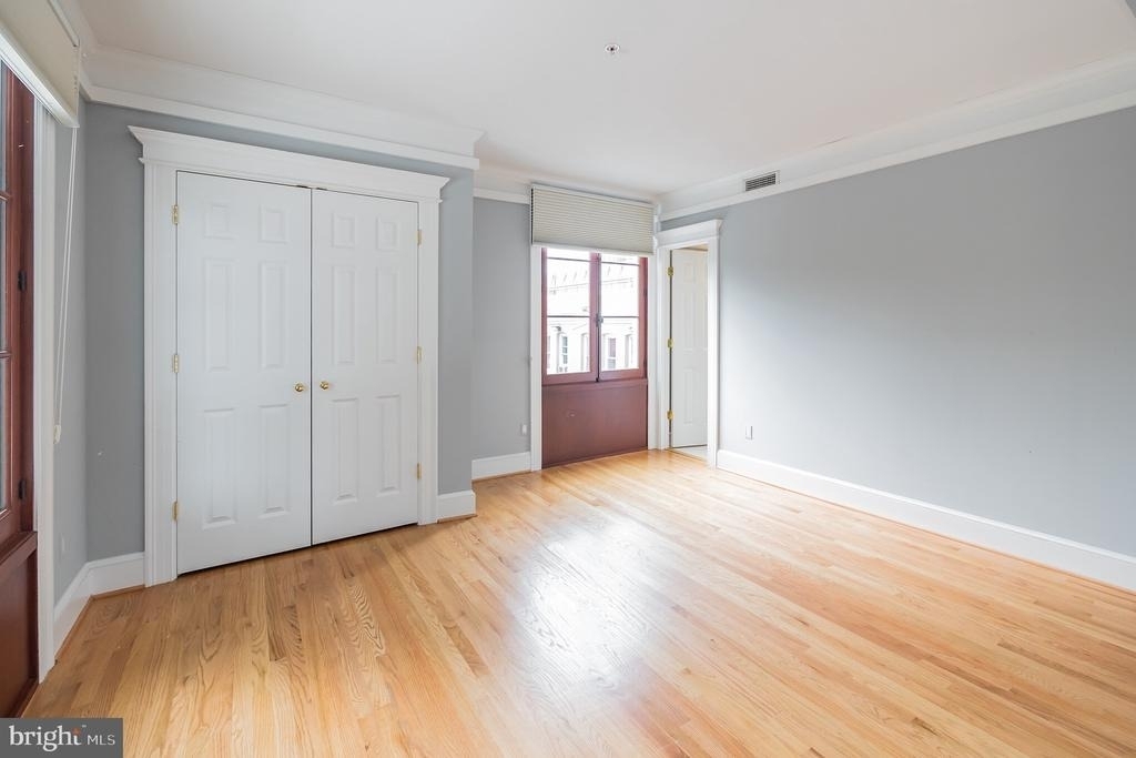 1351 Wisconsin Avenue Nw - Photo 9