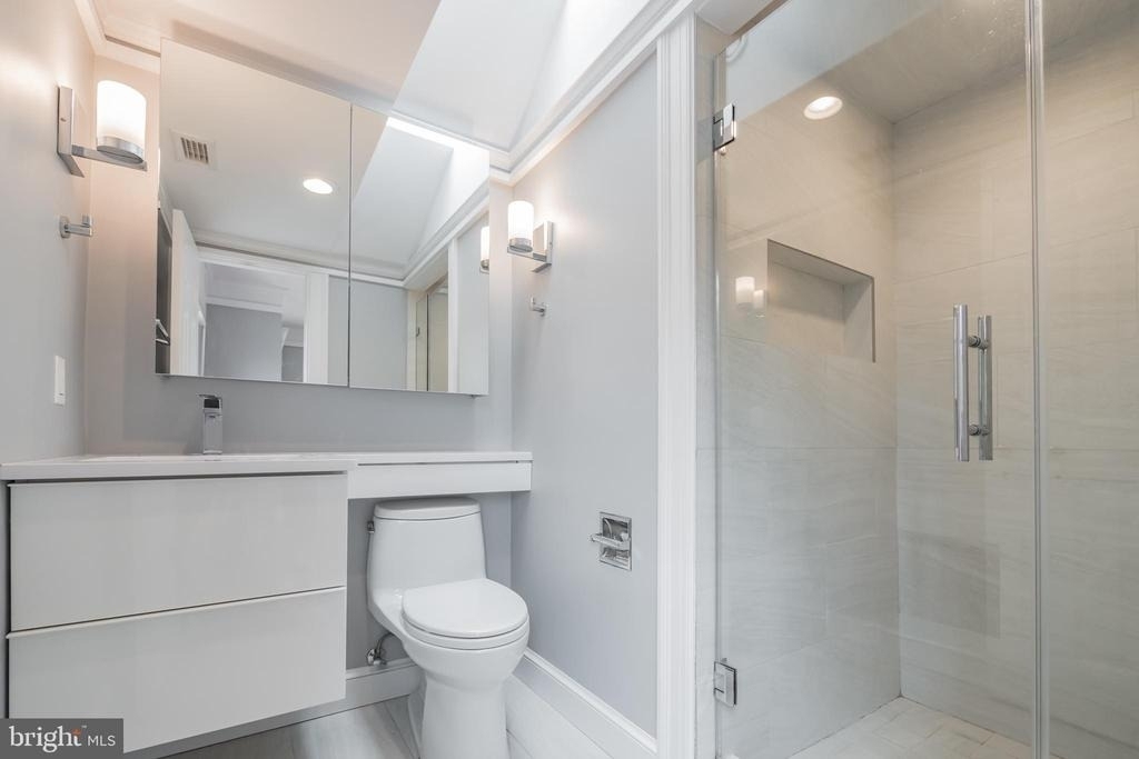 1351 Wisconsin Avenue Nw - Photo 11
