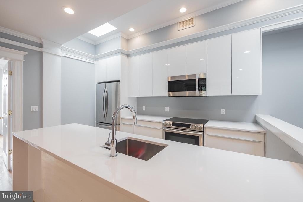 1351 Wisconsin Avenue Nw - Photo 5