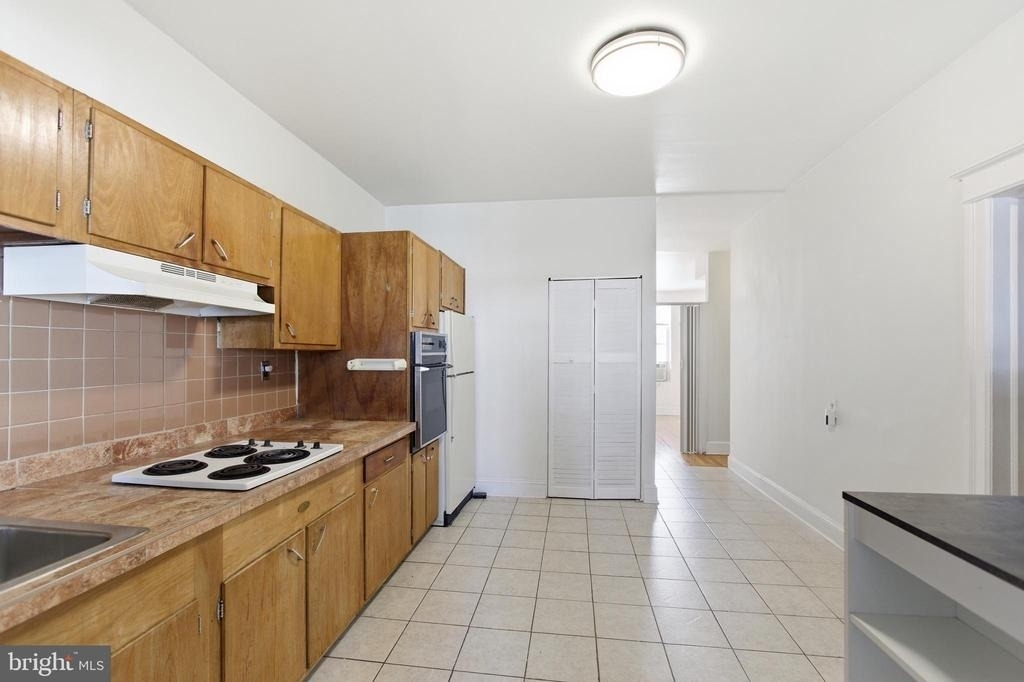 6 Barney Circle Se - Photo 5