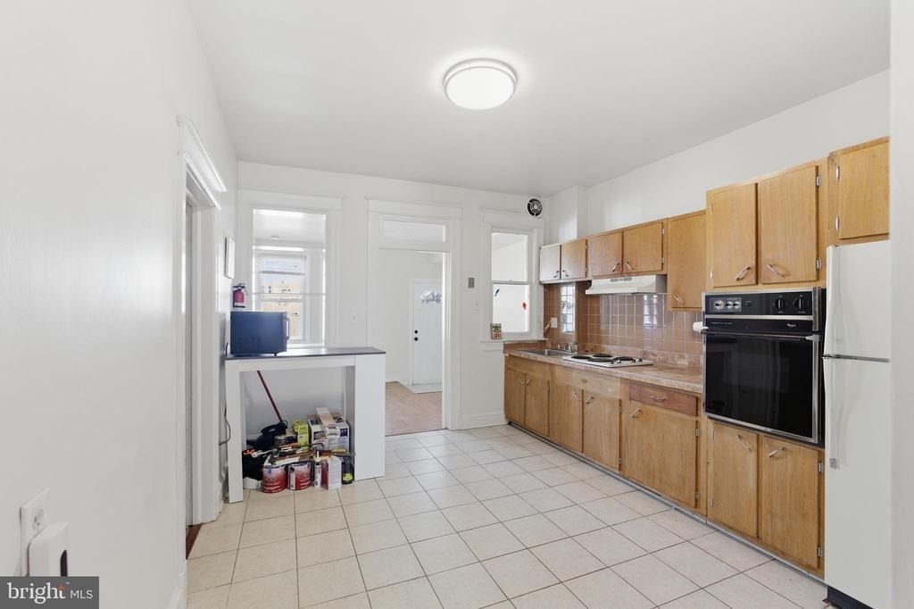 6 Barney Circle Se - Photo 3