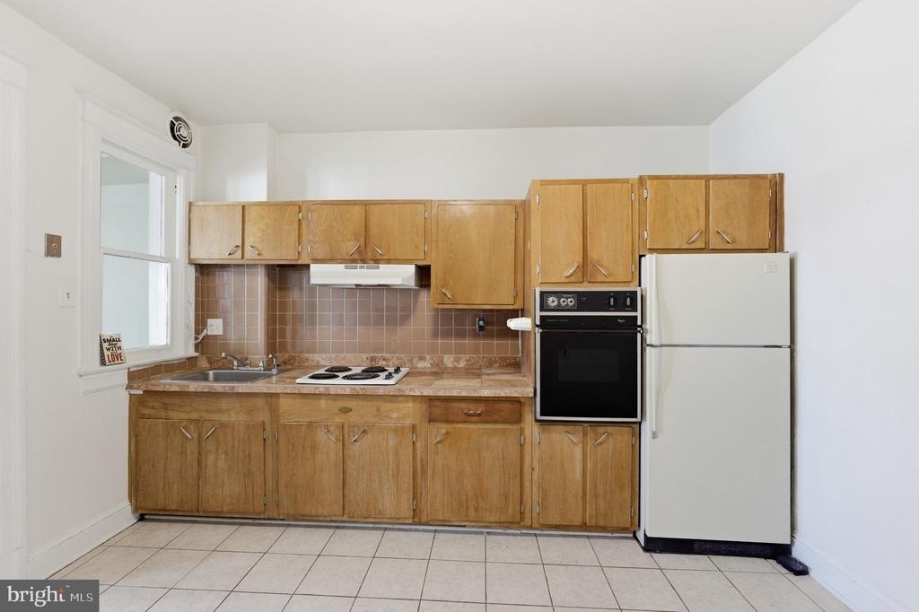 6 Barney Circle Se - Photo 4