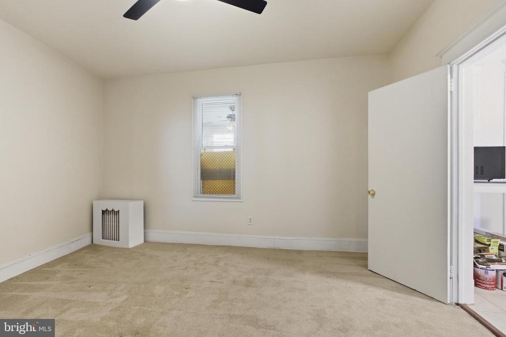 6 Barney Circle Se - Photo 11