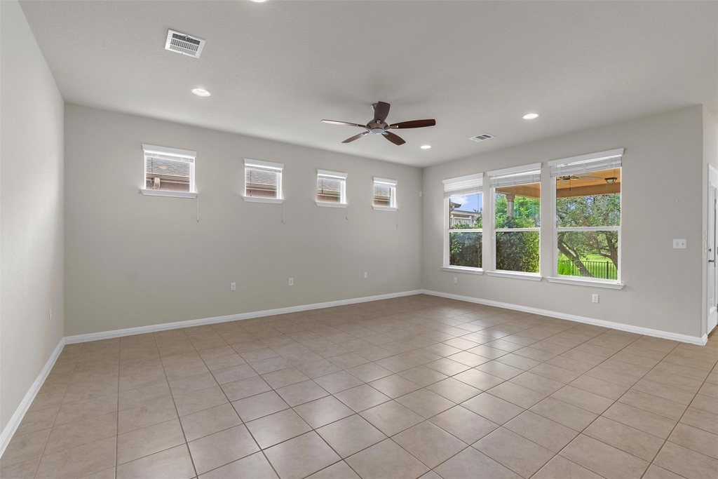 108 Calhoun Ln - Photo 5