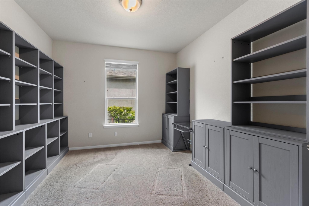 108 Calhoun Ln - Photo 3