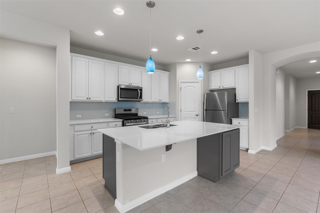 108 Calhoun Ln - Photo 10