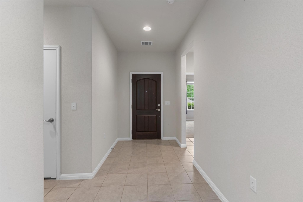108 Calhoun Ln - Photo 2