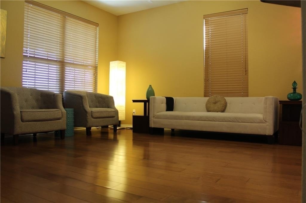 1310 W Parmer Ln - Photo 11