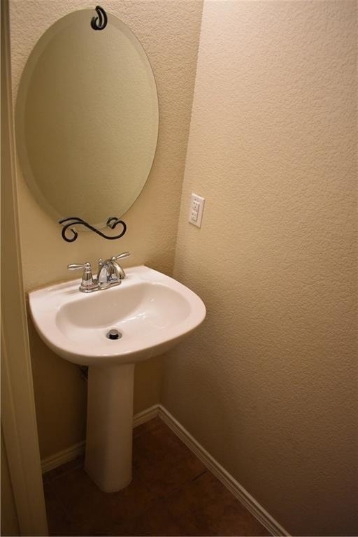 1310 W Parmer Ln - Photo 18