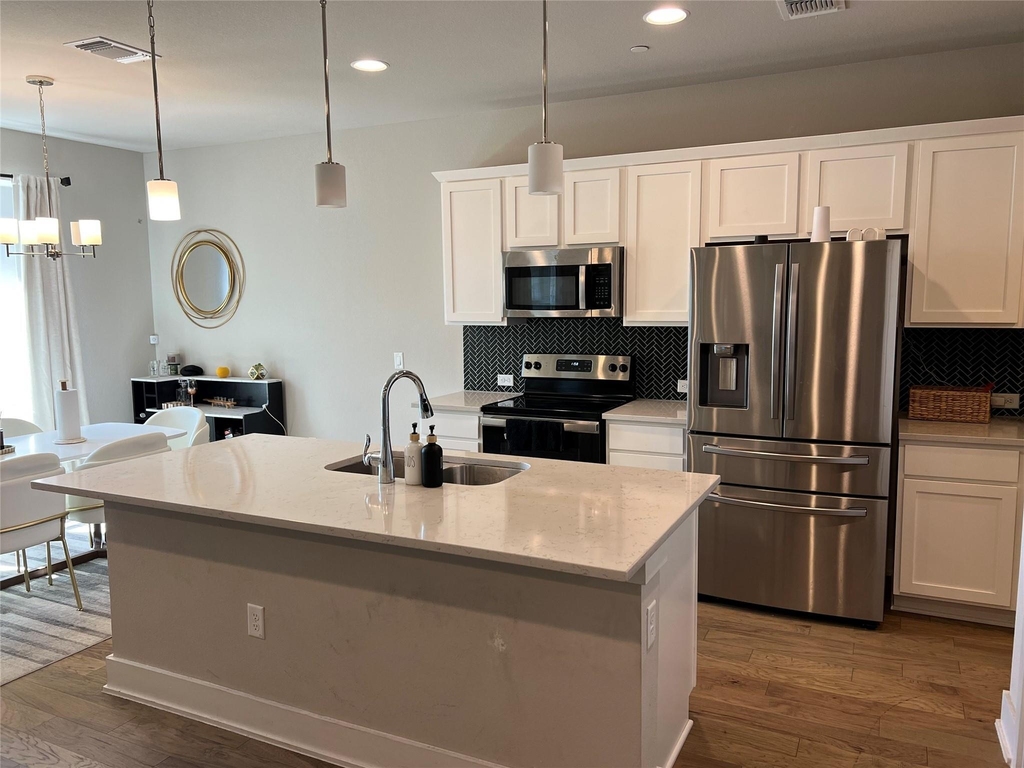 11204 Gadsen Ln - Photo 12
