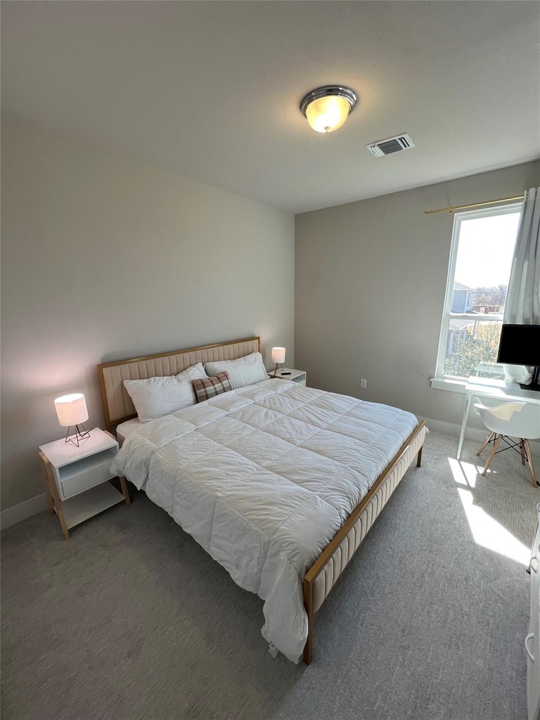11204 Gadsen Ln - Photo 1